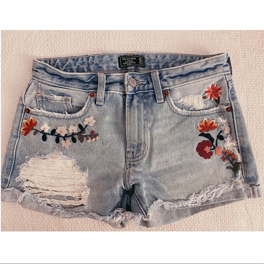 Abercrombie & Fitch Embroidered Denim Jeans